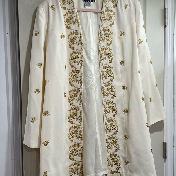 B.M.I Studio coat - Picture 3 of 5